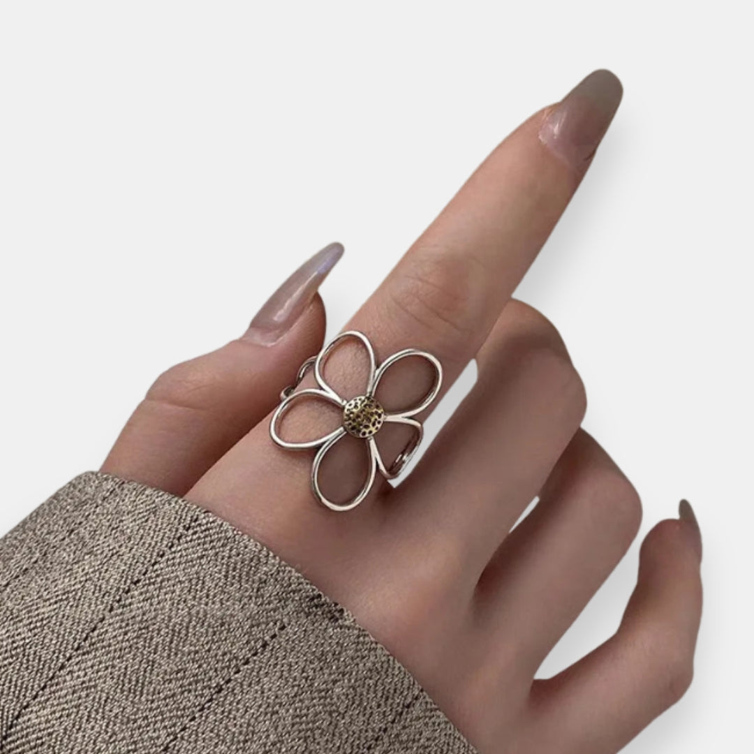 Isabella- Anillo Flor Ajustable de Plata Elegante