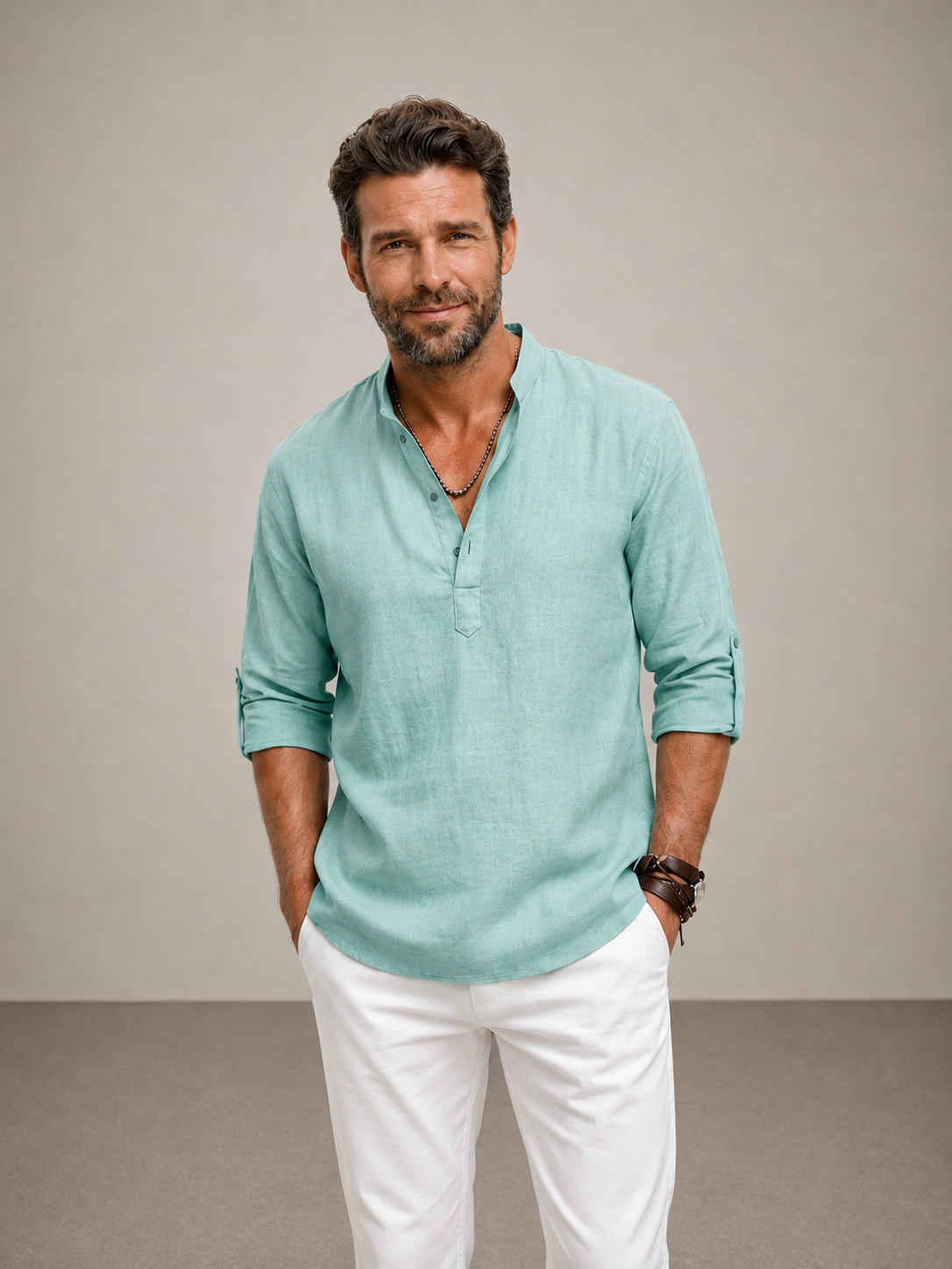 Marco-  Camisa de corte moderno y elegancia natural