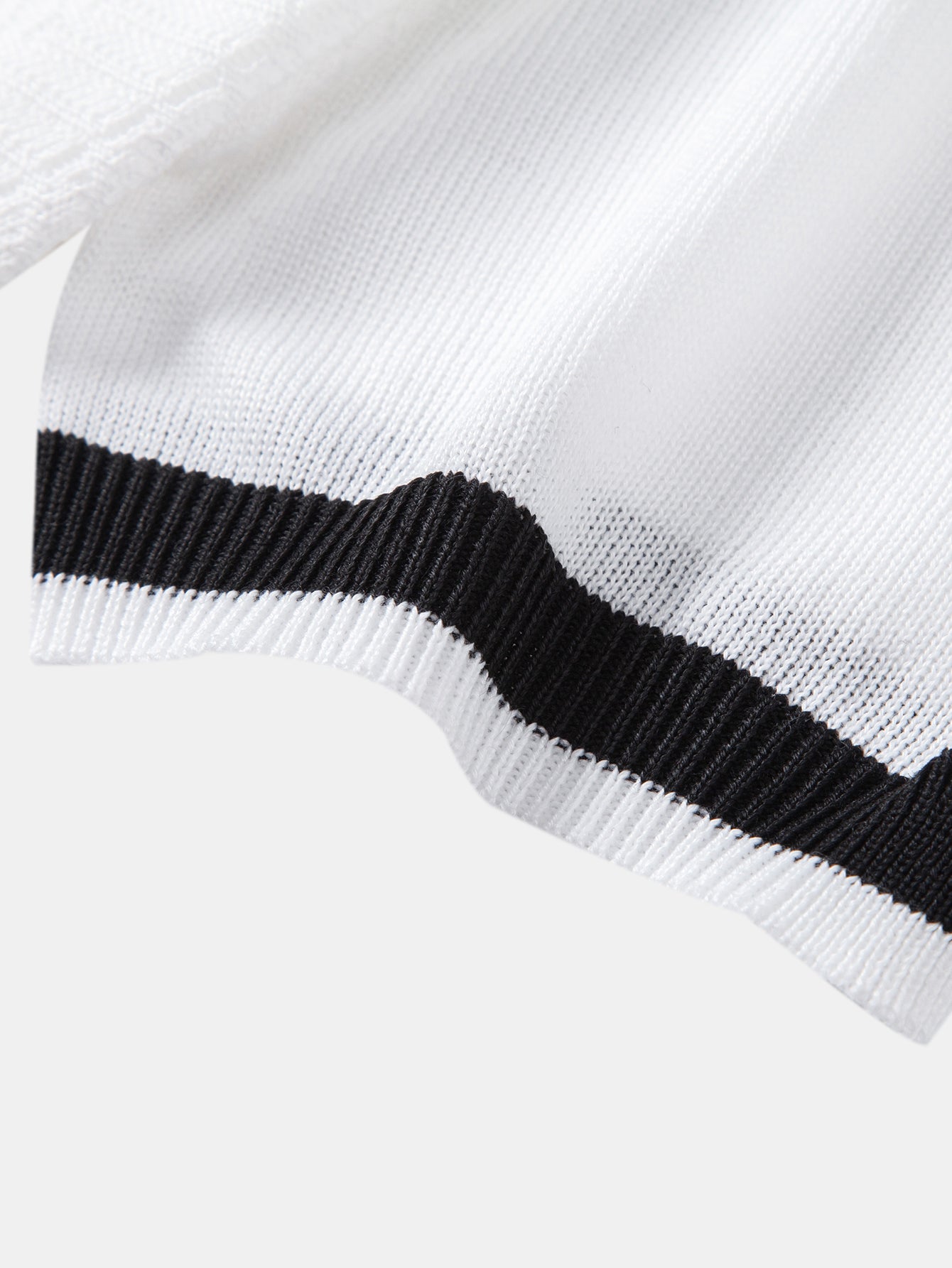 Contrast Textured Jacquard V Neck Knit Polo & Elastic Waist Chino Shorts