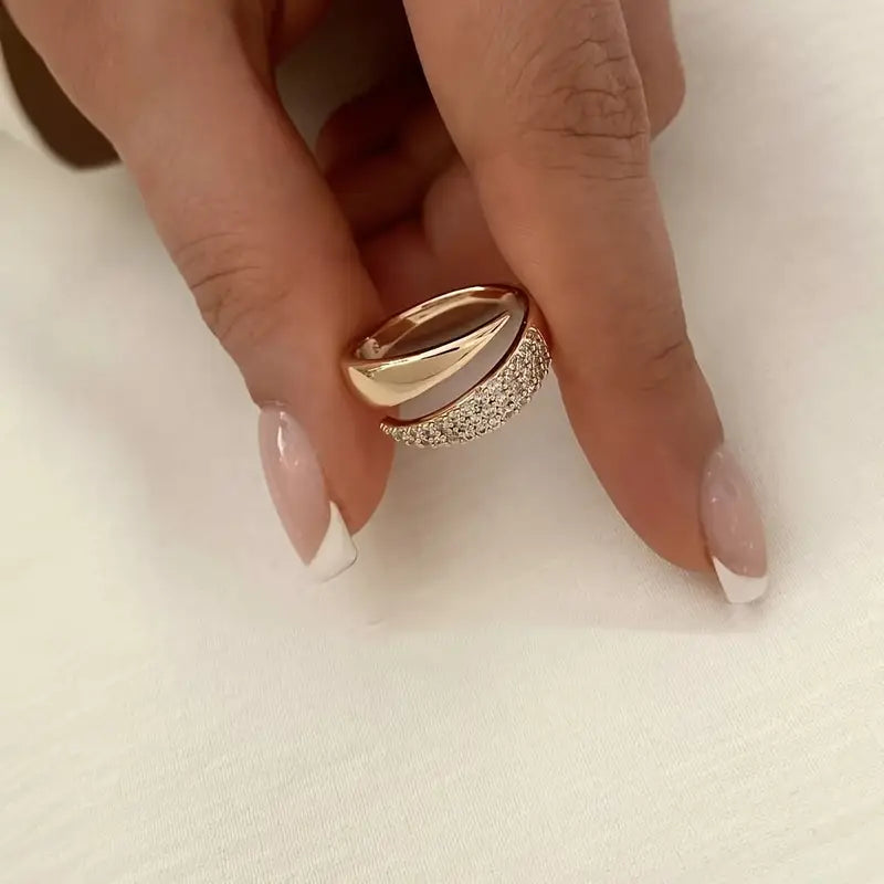 Noa- Anillo  elegante con piedras preciosas